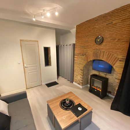 Au P'Tit Loft - Wifi Fibre - Orange Tv - Hyper Centre - Gare Apartment Troyes Exterior photo